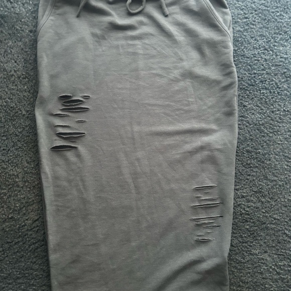 2 piece Blueish-Green Set - Picture 4 of 7